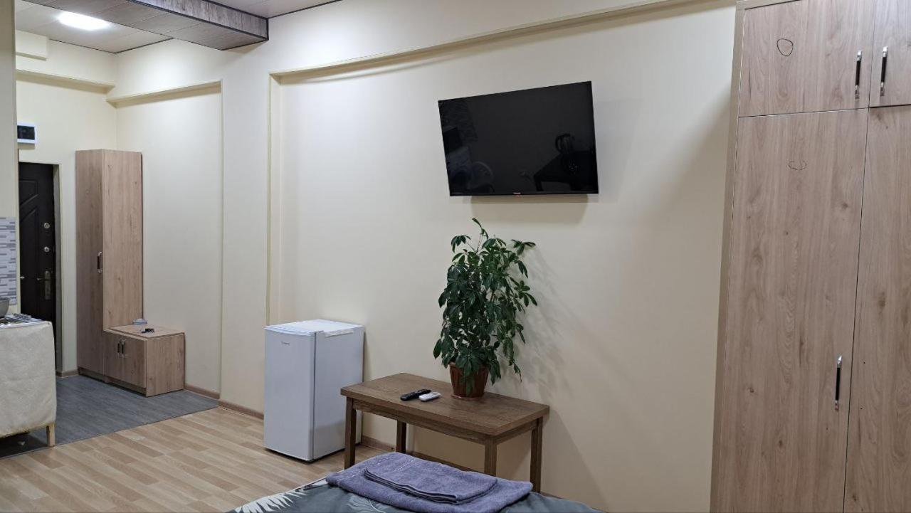 Studio - Jonika Tashkent Bagian luar foto